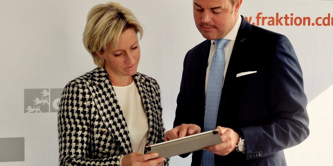 Wirtschaftsministerin-1130×565
