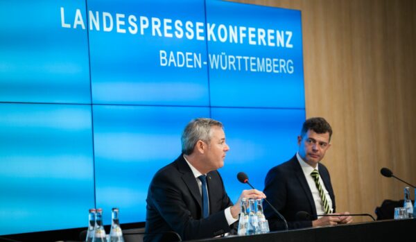 CDU/CSU-Finanzpolitiker fordern eine klare Finanzpolitik auch in Krisenzeiten und konkrete steuerliche Maßnahmen